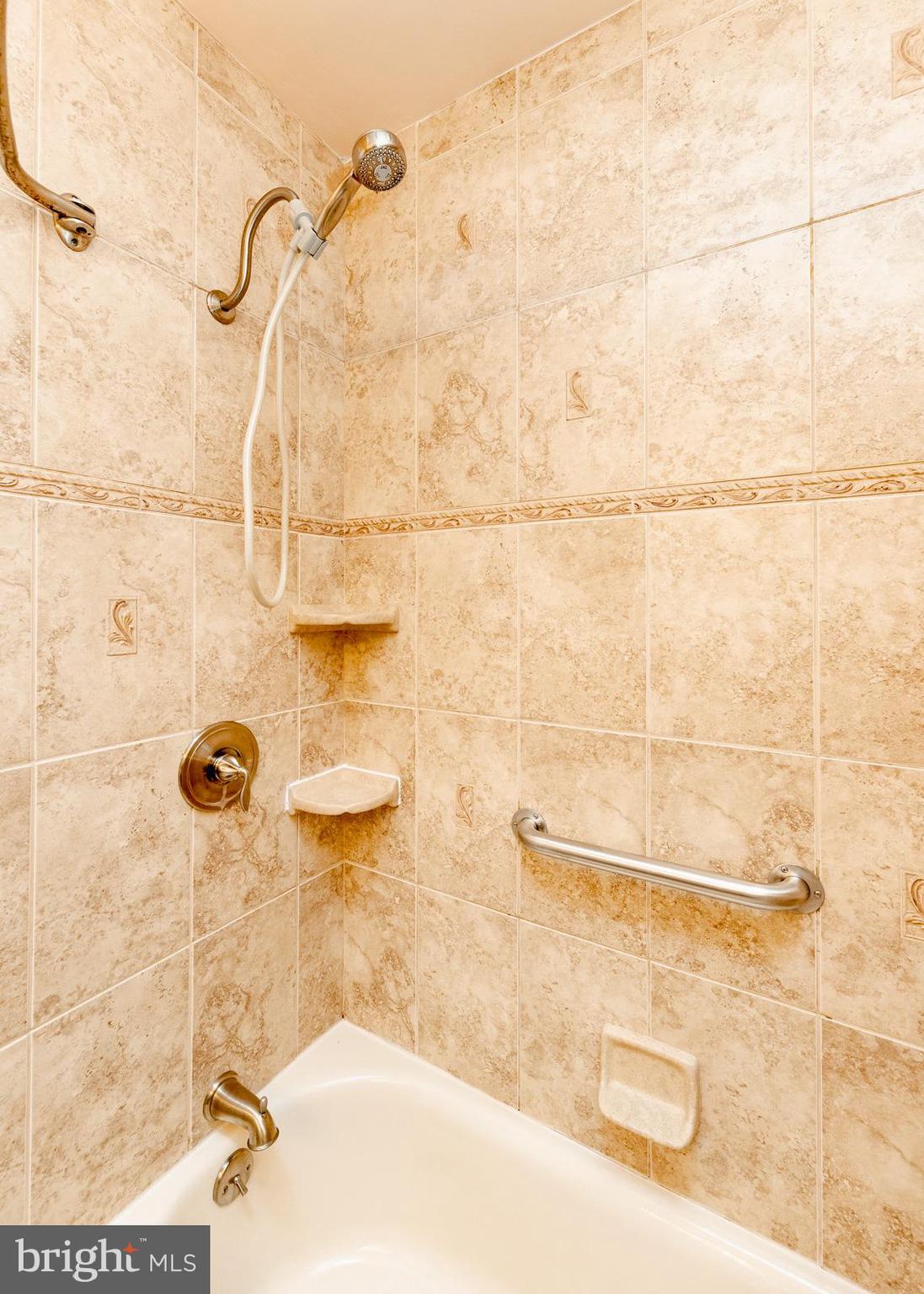 1142 Medway Road Philadelphia, PA 19115 - Photo 32 of 44