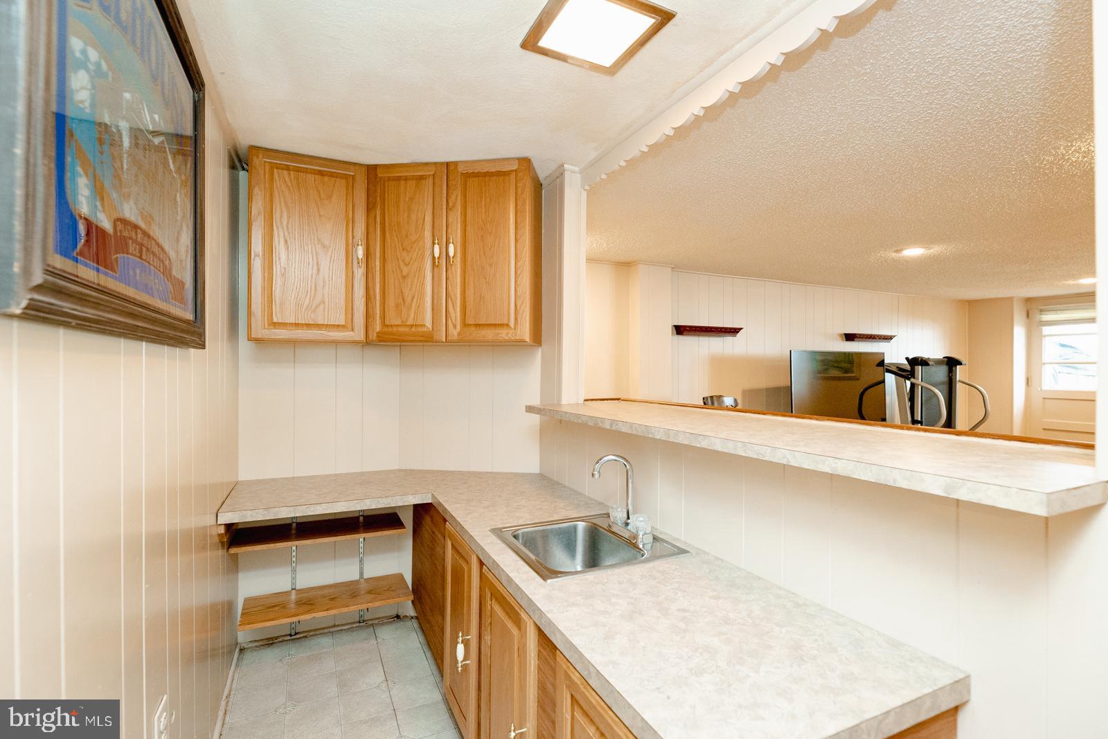 1142 Medway Road Philadelphia, PA 19115 - Photo 37 of 44