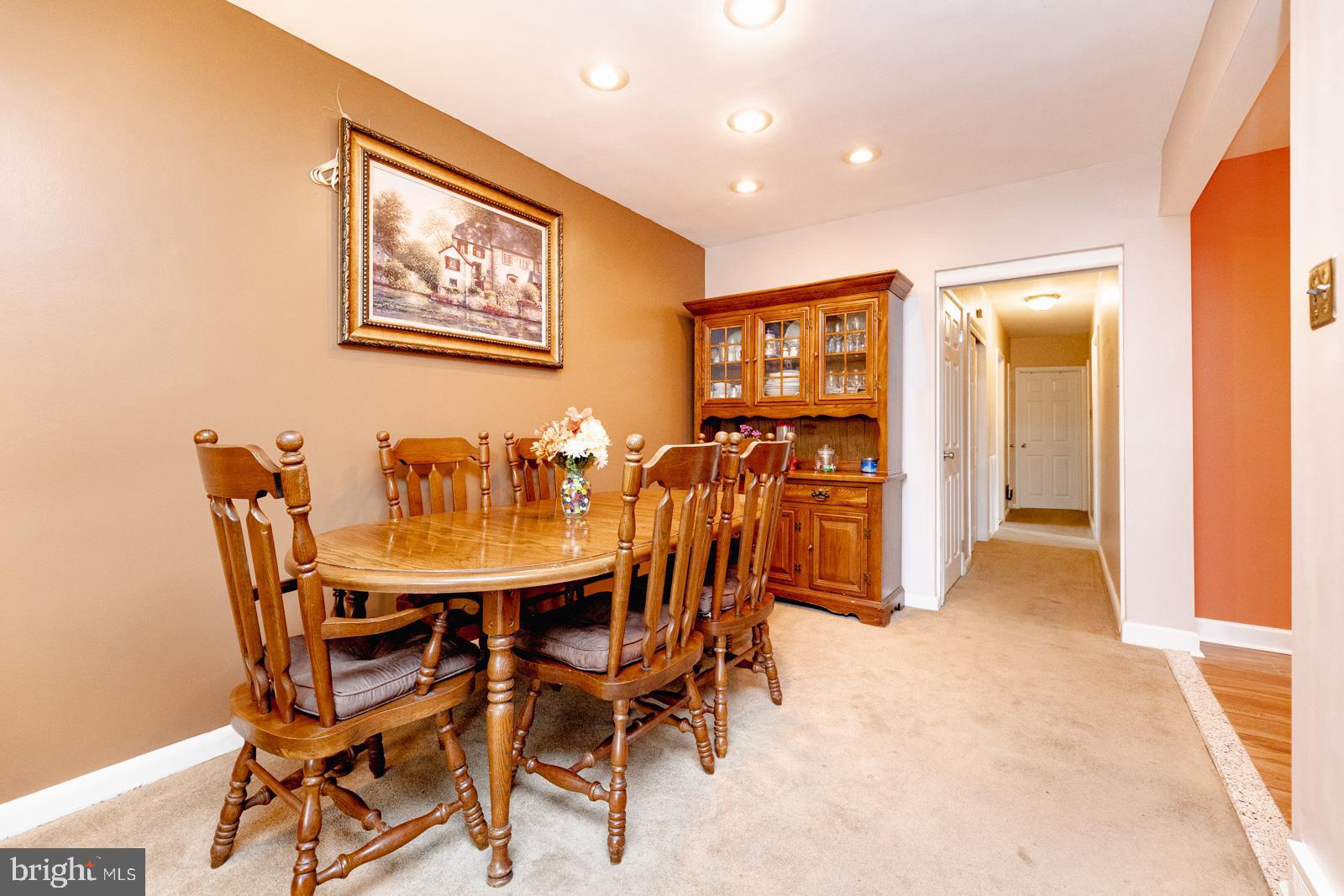 1142 Medway Road Philadelphia, PA 19115 - Photo 10 of 44