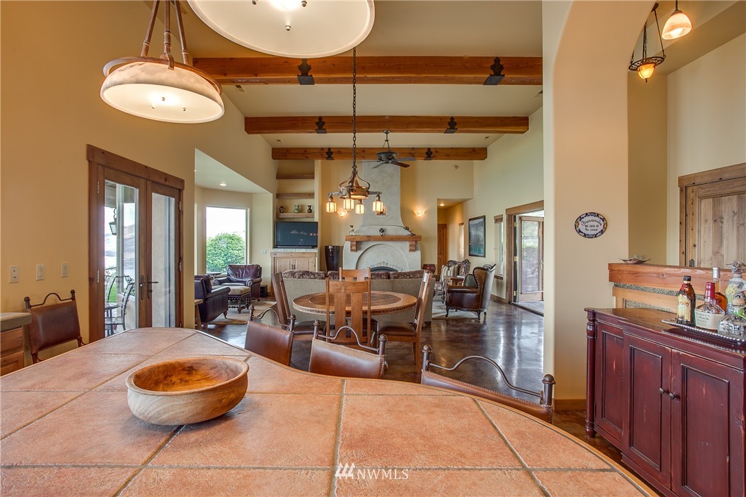 615 Hawks Meadow Road Chelan, WA 98816 - Photo 17 of 25 Gallery Image 17