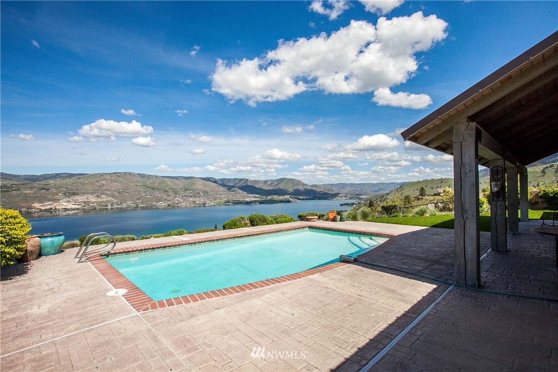 615 Hawks Meadow Road Chelan, WA 98816 - Photo 6 of 25 Gallery Image 6