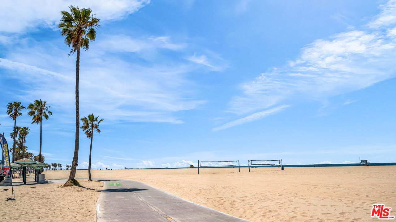 510 Pacific Avenue, Unit 6 Venice, CA 90291 - Photo 11 of 14
