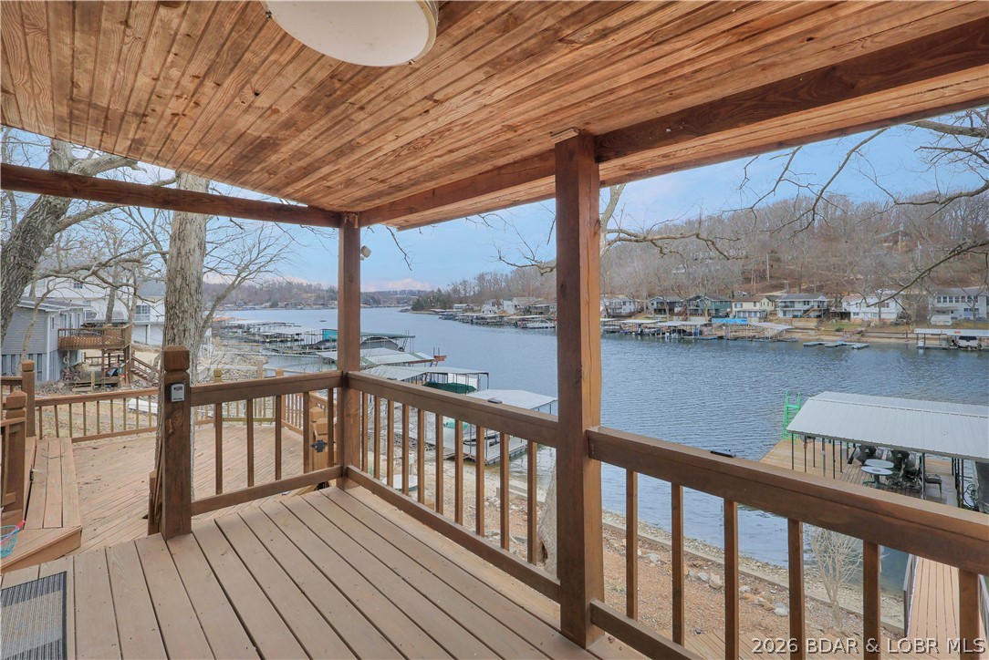Are you dreaming of your own personal Lakefront es