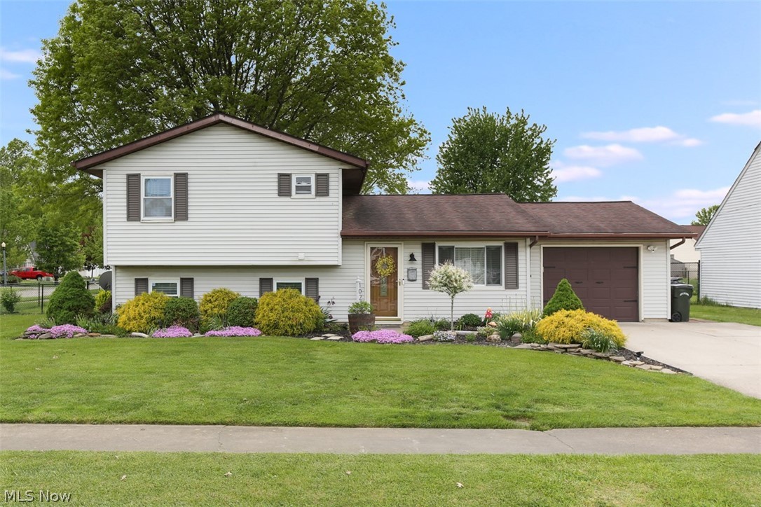 10228 Dewhurst Road Elyria, OH 44035 - Photo 1 of 25 Welcome to 10228 Dewhurst Road in Elyria