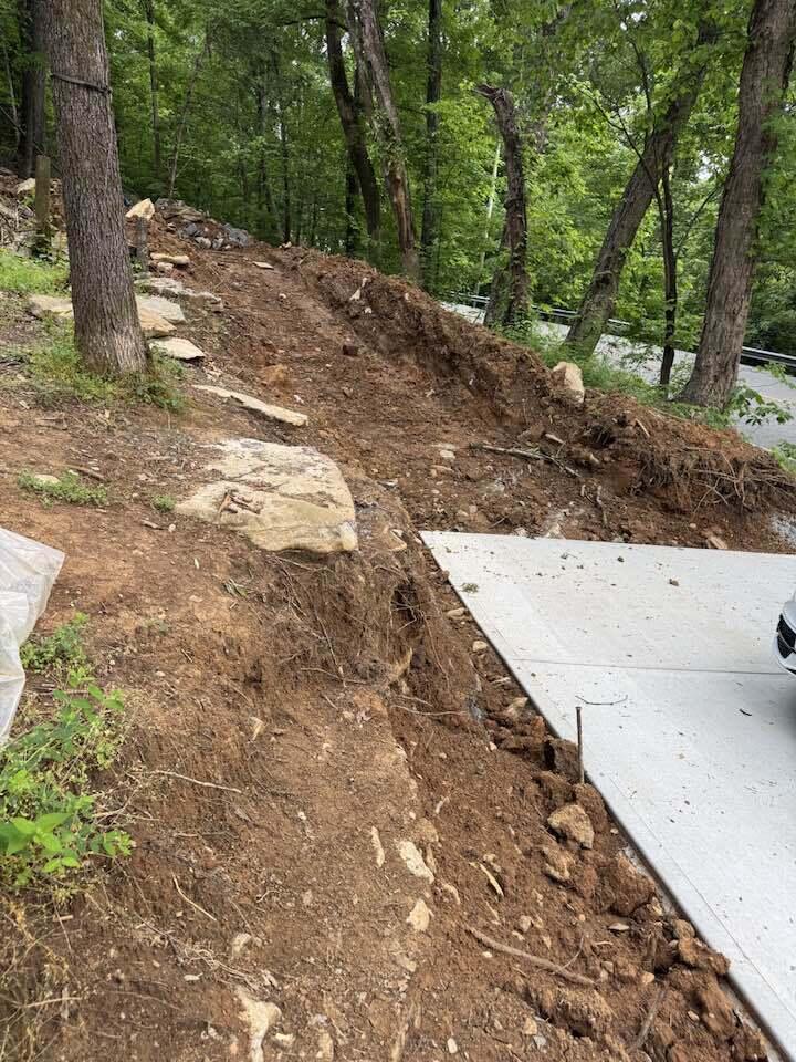 6829 Big Ridge Road Hixson, TN 37343 - Photo 25 of 34 Big Ridge driveway 1