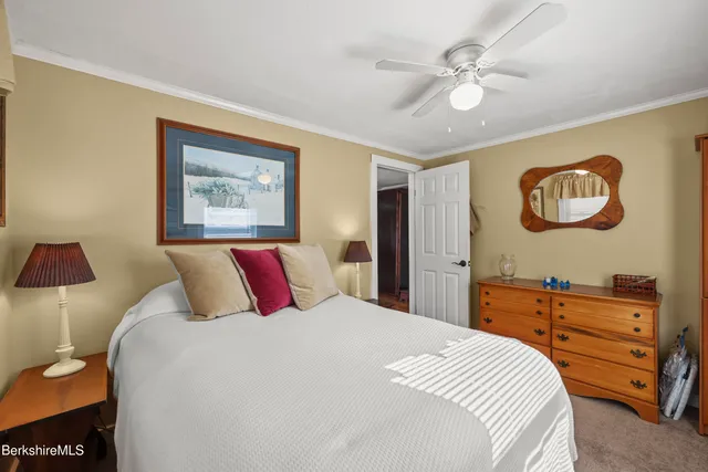 $699,000 | 30 Cove Lane, Hinsdale, MA 01235