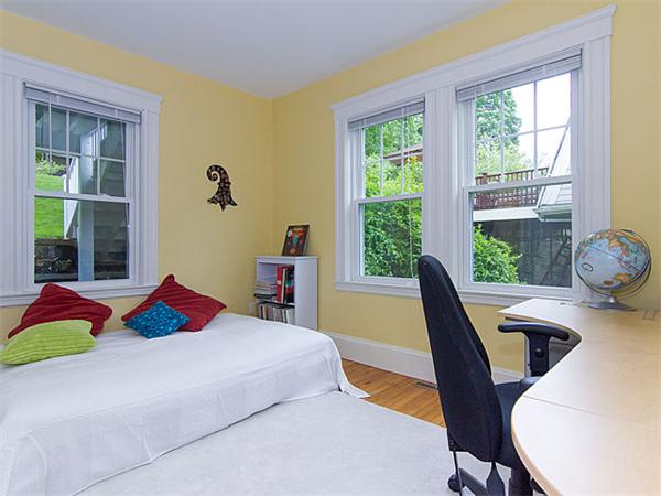 19-21 Ricker Terrace Newton, MA 02458 - Photo 10 of 28 Gallery Image 10