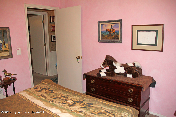 6613 Falcon Road Amarillo, TX 79109 - Photo 15 of 25 2nd Bedroom #2