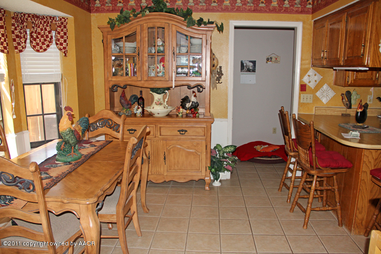 6613 Falcon Road Amarillo, TX 79109 - Photo 10 of 25 Dining Area 2