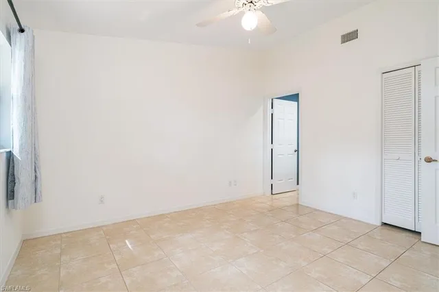 $1,900 | 2009 Pine Isle Lane, Unit 2009, Naples, FL 34112