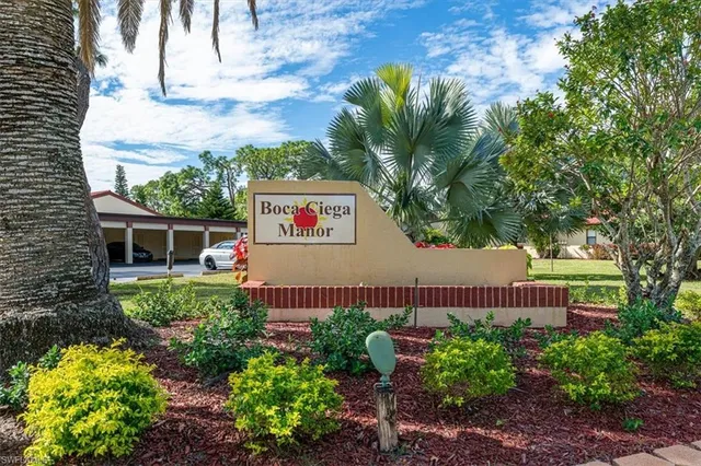 $1,995 | 2009 Pine Isle Lane, Unit 2009, Naples, FL 34112