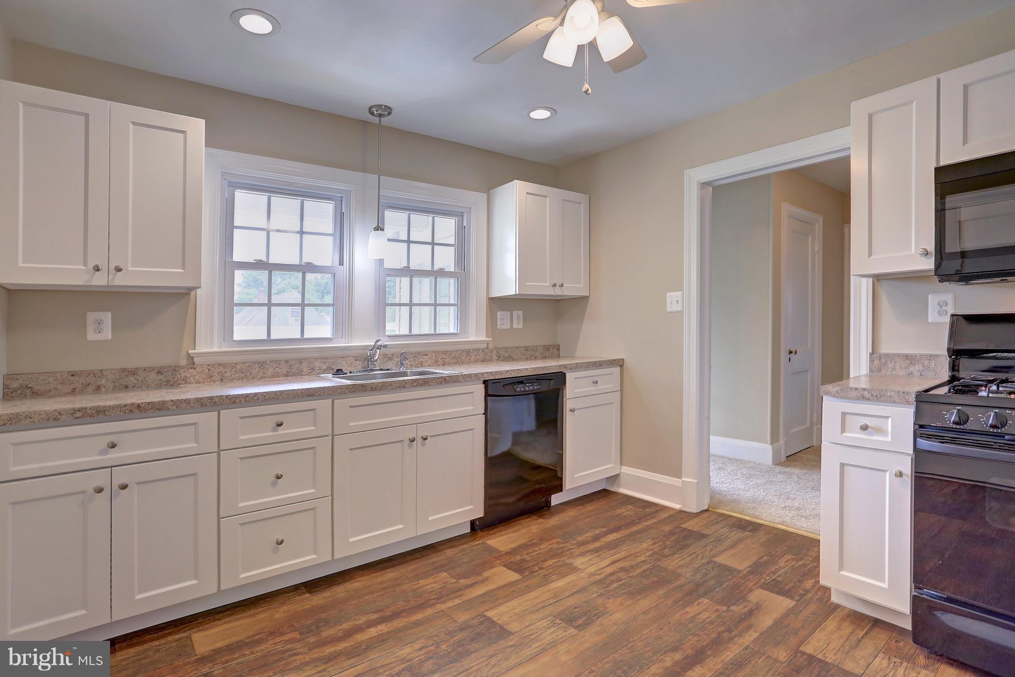 118 New County Road Aberdeen, MD 21001 - Photo 7 of 30 Completely updated kitchen