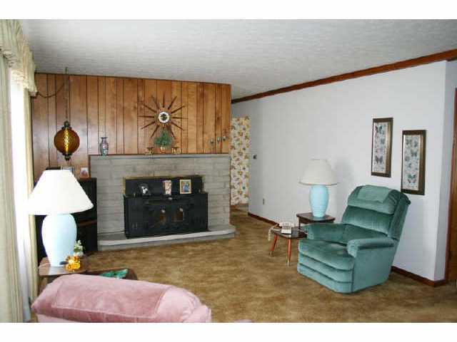 6687 Charles Road Westerville, OH 43082 - Photo 3 of 9 Gallery Image 3