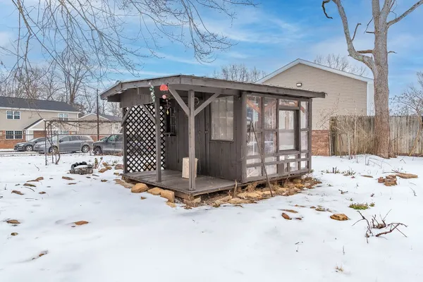 $189,900 | 723 Hawthorne Drive, Hopkinsville, KY 42240