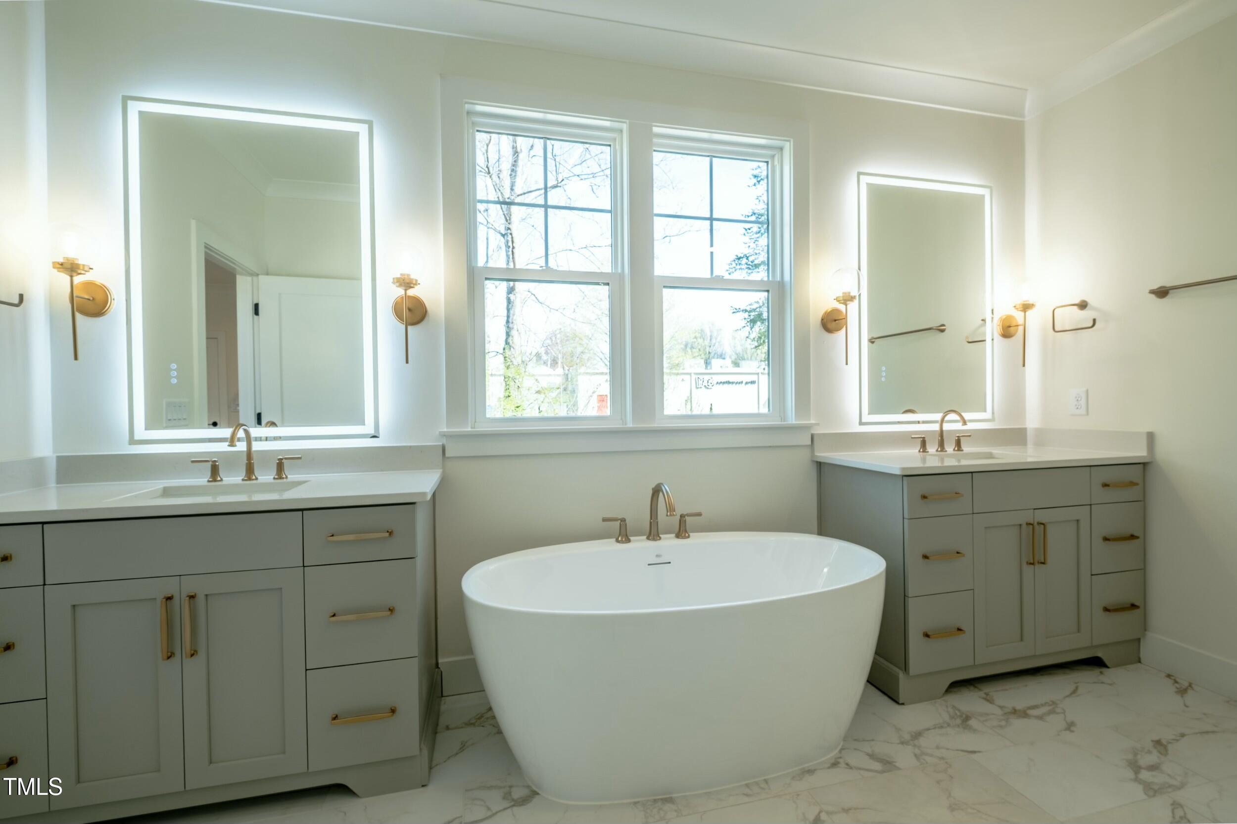 3004 Eden Harbor Court Raleigh, NC 27613 - Photo 11 of 40 Bath_b