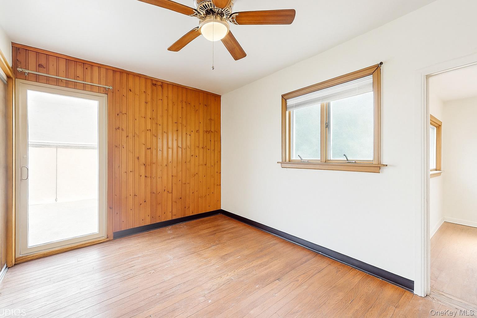 D132 Edgewater, Unit D Bronx, NY 10465 - Photo 4 of 15