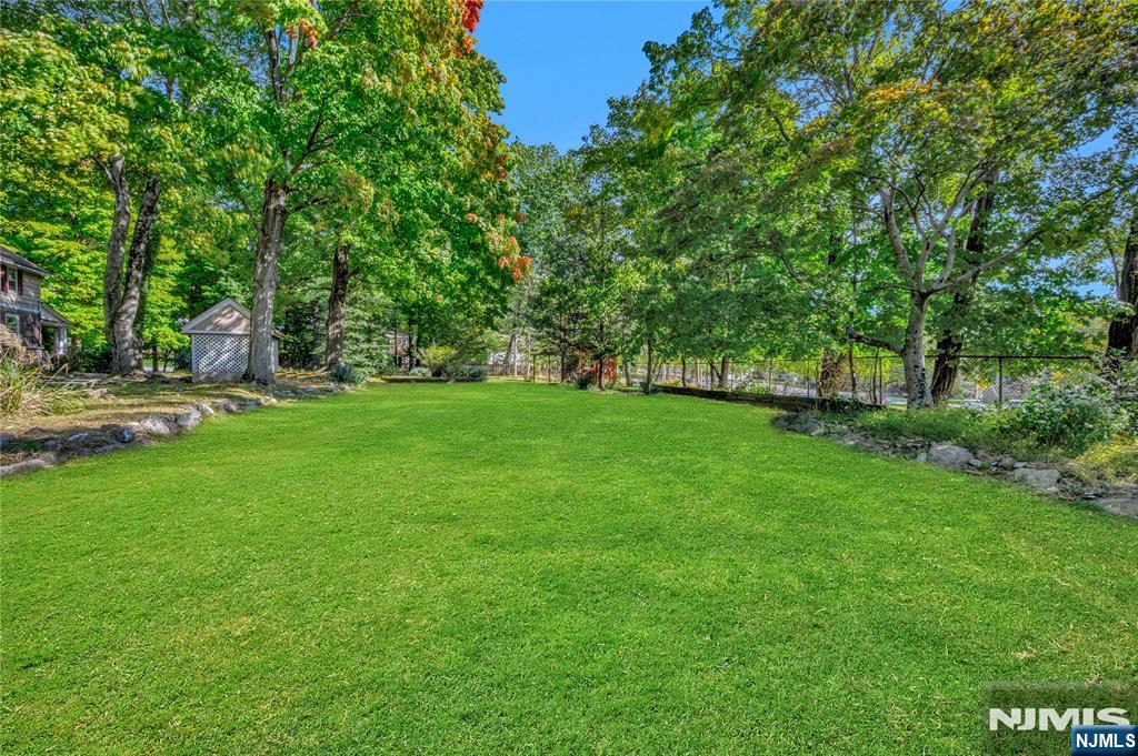 124 Rivervale Road Park Ridge, NJ 07656 - Photo 10 of 46 Gallery Image 10