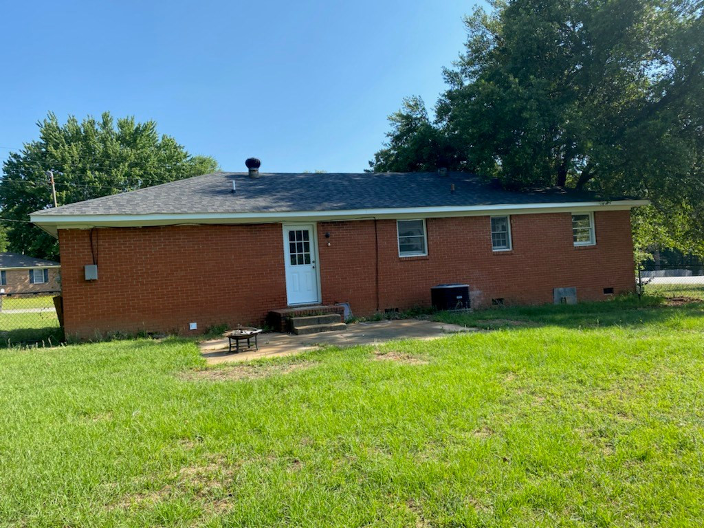 5402 Oakcrest Road Sumter, SC 29154 - Photo 4 of 21