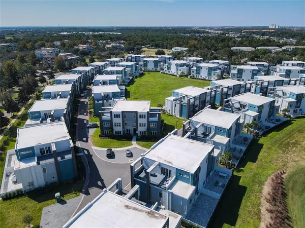 $4,300 | 7740 Sandy Ridge Drive, Unit 245, Reunion, FL 34747