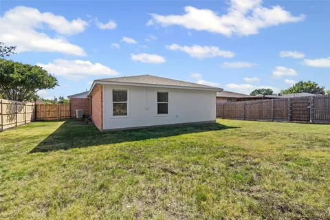 $245,000 | 857 McCully Street, White Settlement, TX 76108