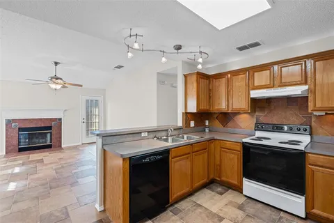 $245,000 | 857 McCully Street, White Settlement, TX 76108