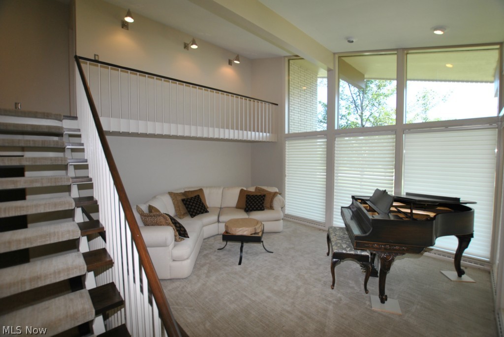 7637 Montello Road Independence, OH 44131 - Photo 3 of 25 Gallery Image 3