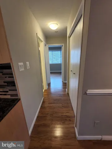 $2,350 | 1931 North Cleveland Street, Unit 200, Arlington, VA 22201