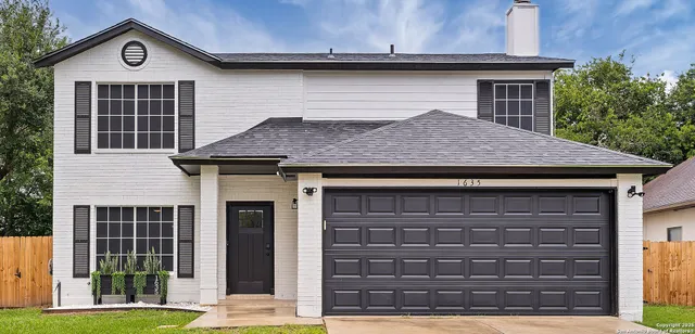 a house view with a outdoor space
