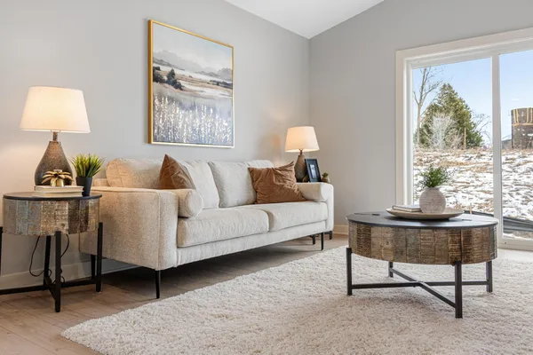 $535,000 | 31692 Madison Road, Lindstrom, MN 55045