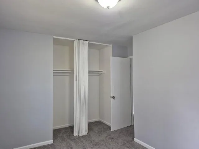 $1,475 | 3326 Delaware Street, Gary, IN 46409