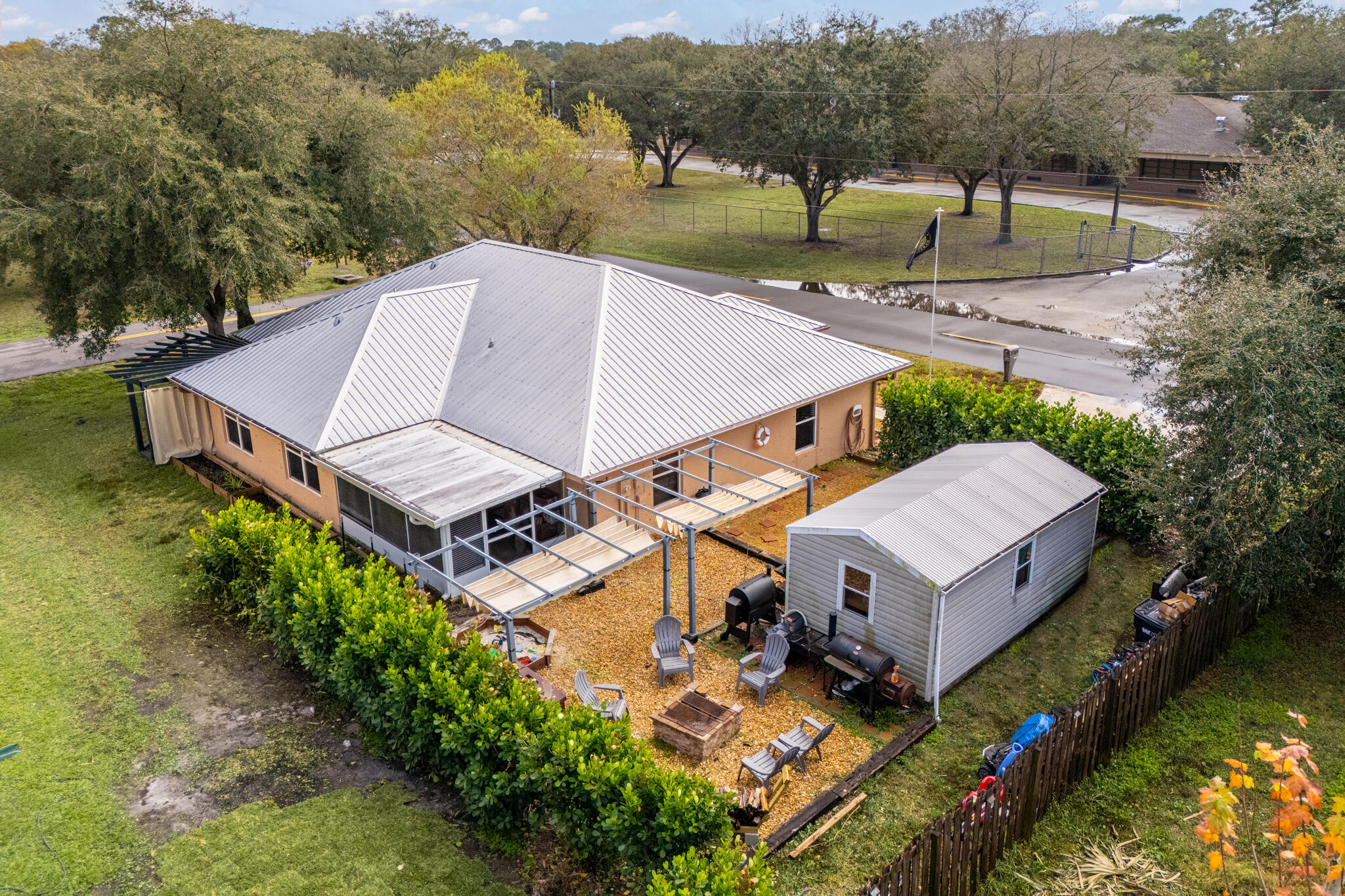 3789 Southeast 6th Street Okeechobee, FL 34974 - Photo 3 of 36 34