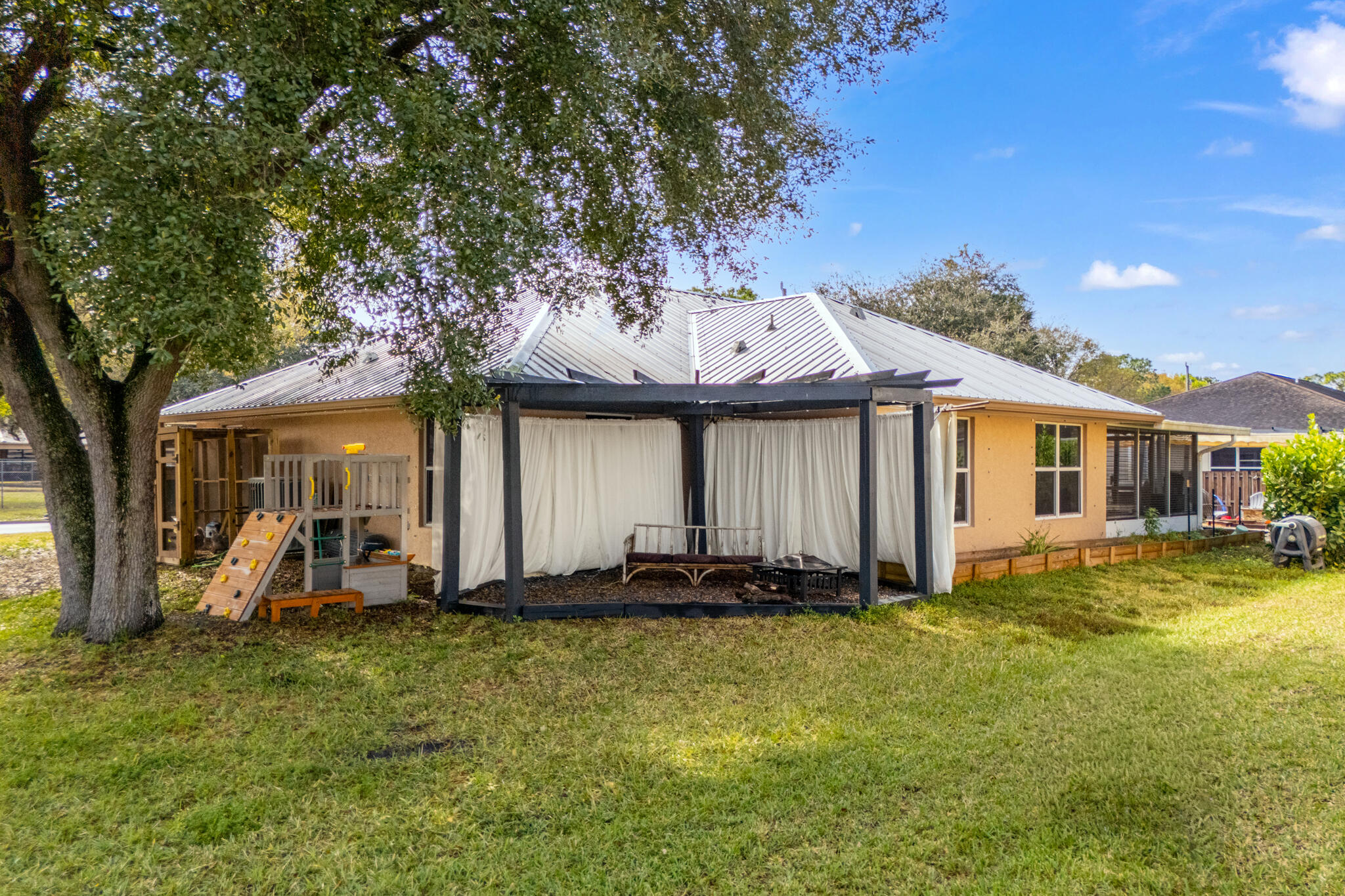 3789 Southeast 6th Street Okeechobee, FL 34974 - Photo 5 of 36 33