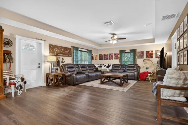 $415,000 | 3789 Southeast 6th Street, Okeechobee, FL 34974