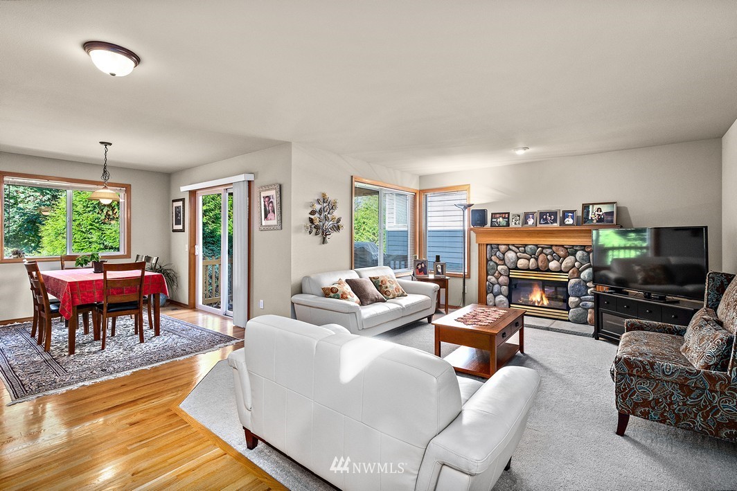 18330 12th Drive Southeast Bothell, WA 98012 - Photo 12 of 23