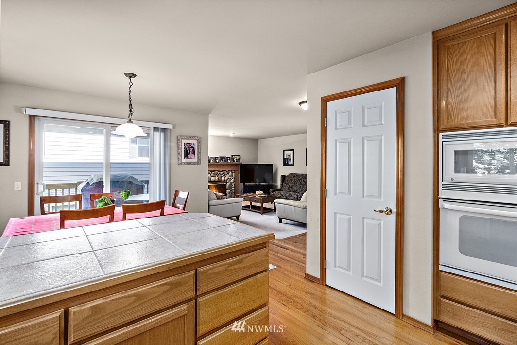 18330 12th Drive Southeast Bothell, WA 98012 - Photo 14 of 23