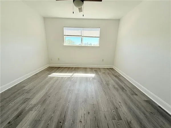 $1,150 | 4754 Pontchartrain Drive, Unit 1, Slidell, LA 70458