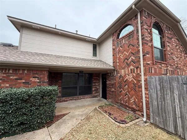 $2,248 | 6801 Bolivar Court, Plano, TX 75023