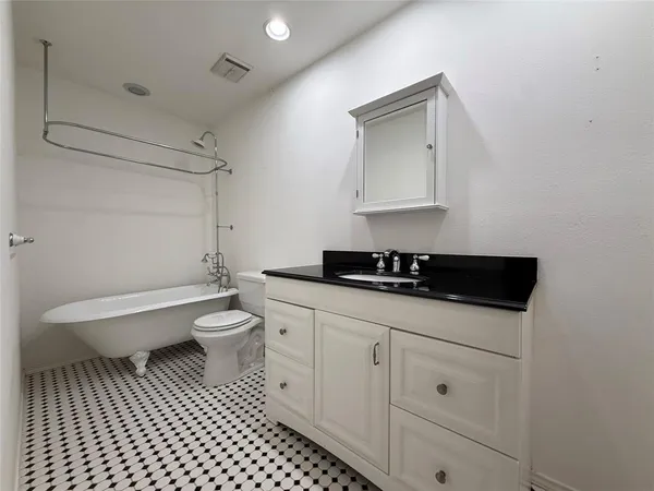 $2,248 | 6801 Bolivar Court, Plano, TX 75023
