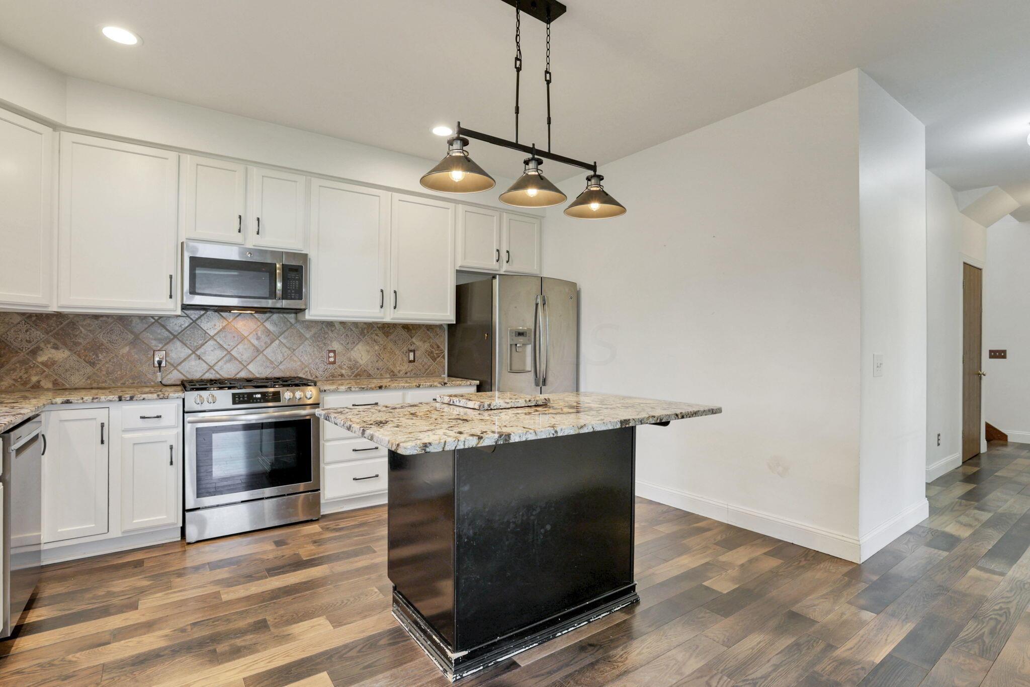 5137 Pleasant Chapel Road Southeast Newark, OH 43056 - Photo 12 of 77 Kitchen