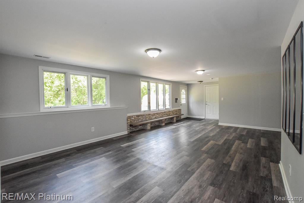 1800 North Eager Road Howell, MI 48855 - Photo 44 of 65