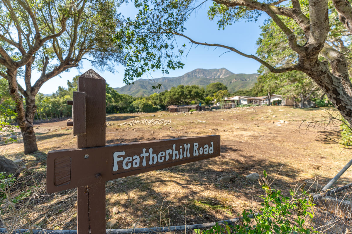 2290 Featherhill Road Montecito, CA 93108 - Photo 11 of 14 Charming Street