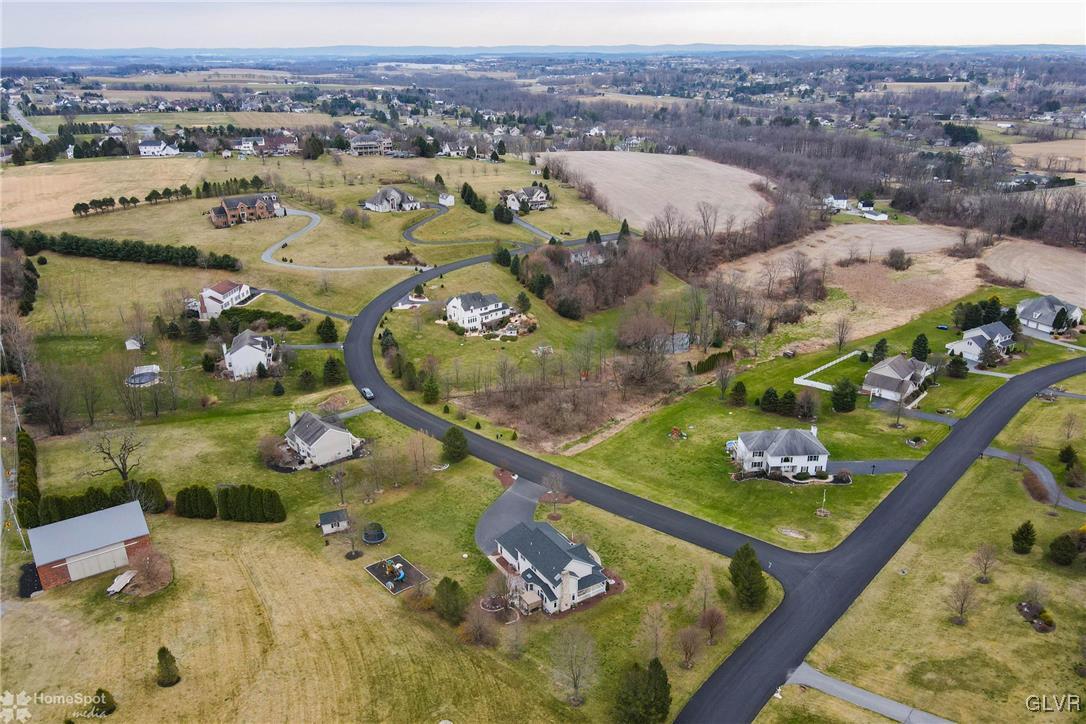 3252 Barry Road Schnecksville, PA 18078 - Photo 44 of 50 Gallery Image 44