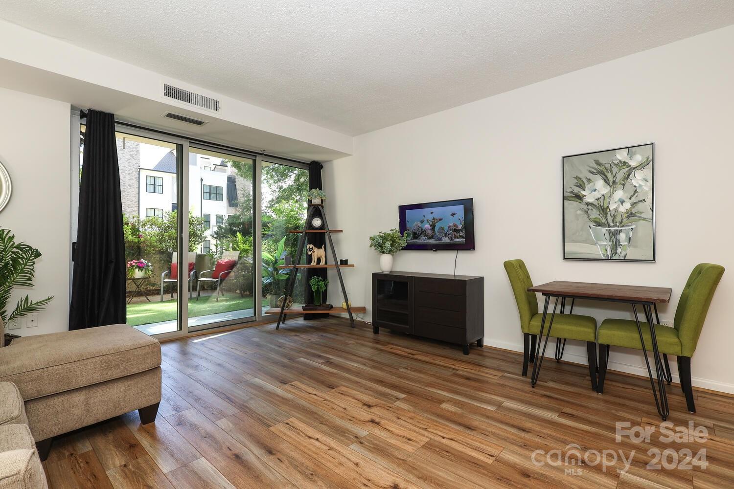 1300 Reece Road, Unit G11 Charlotte, NC 28209 - Photo 6 of 37 Gallery Image 6