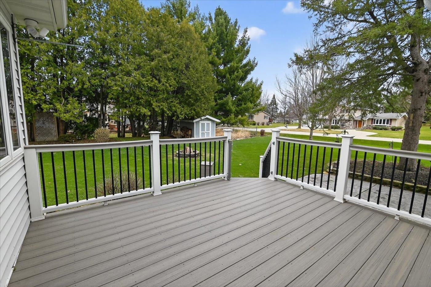 5576 Auchter Lane Waunakee, WI 53597 - Photo 8 of 35