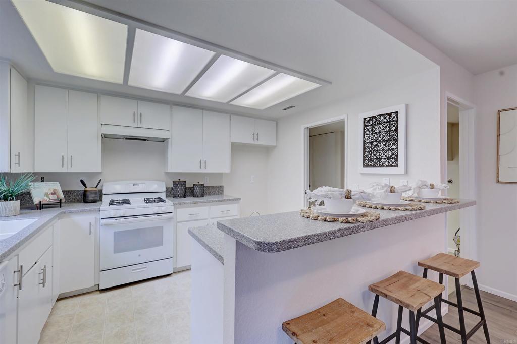 420 3rd Street Encinitas, CA 92024 - Photo 18 of 73