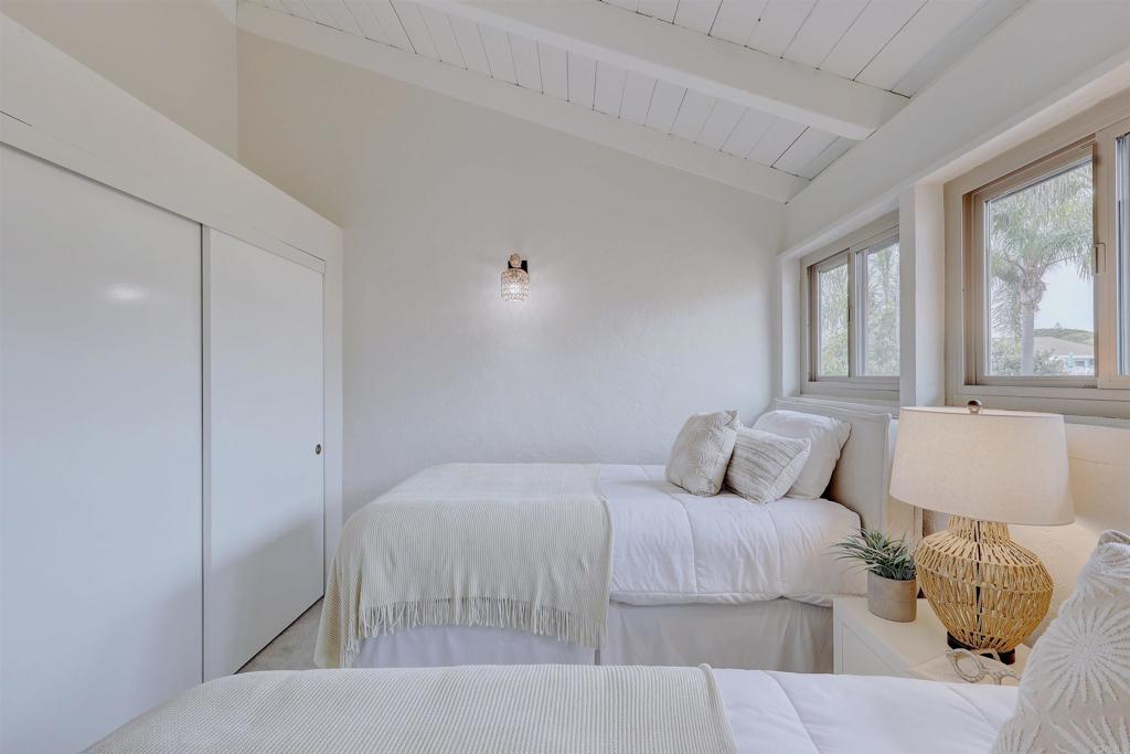 420 3rd Street Encinitas, CA 92024 - Photo 32 of 73