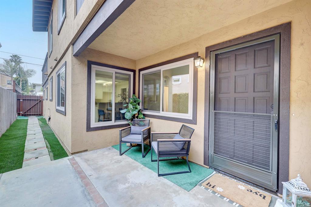 420 3rd Street Encinitas, CA 92024 - Photo 9 of 73