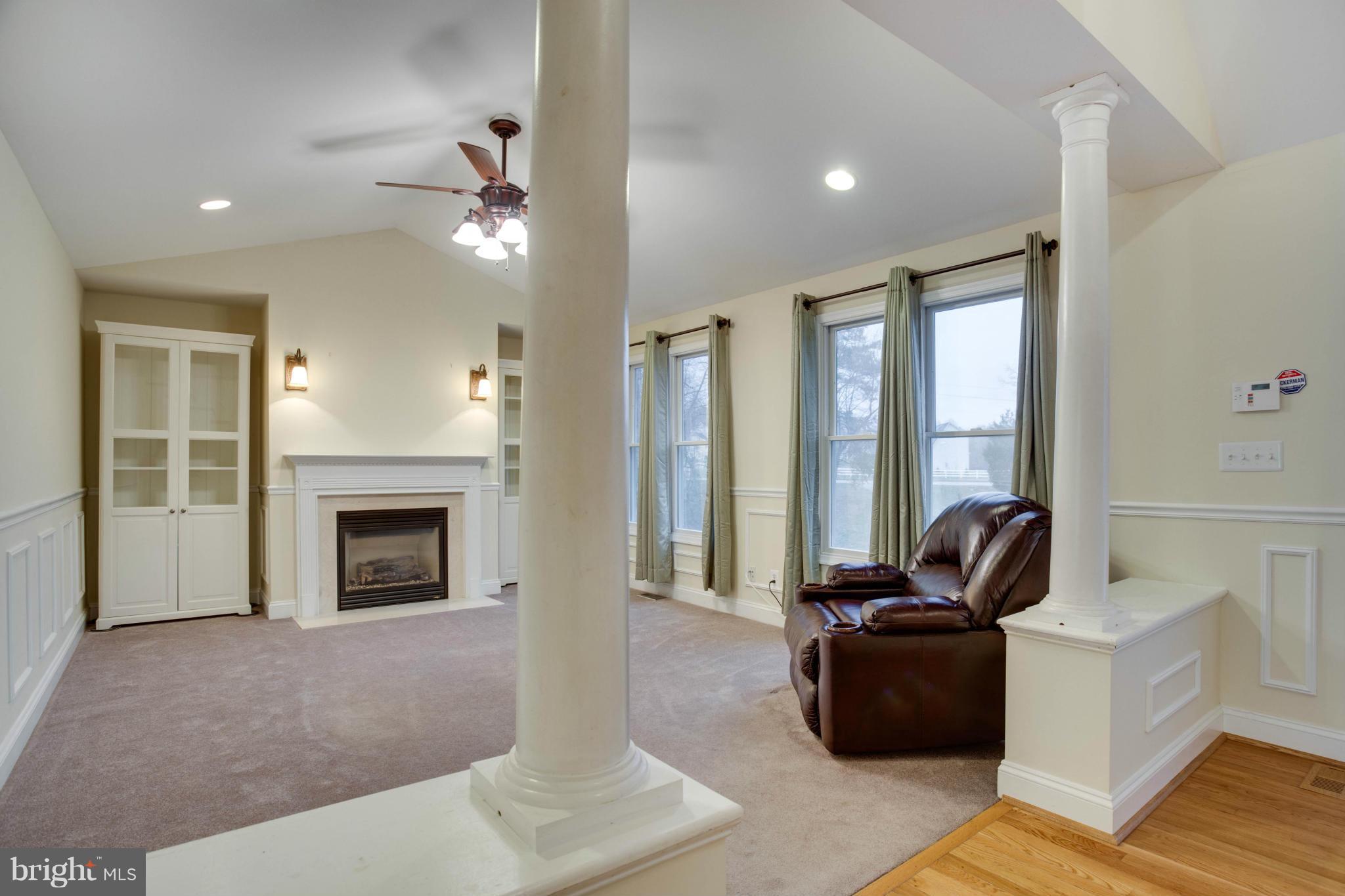 1570 German Chapel Road Prince Frederick, MD 20678 - Photo 4 of 30 Living Room
