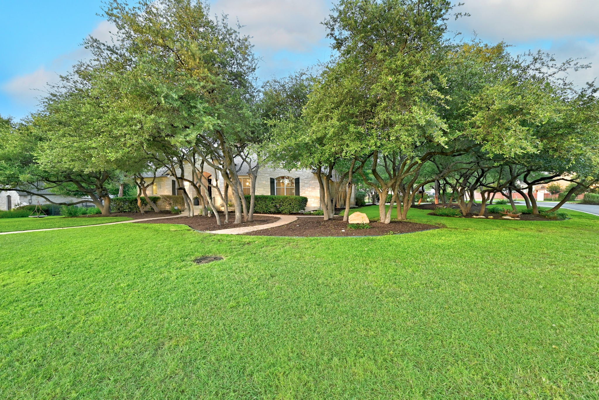 806 Overlook Bend Leander, TX 78641 - Photo 32 of 40