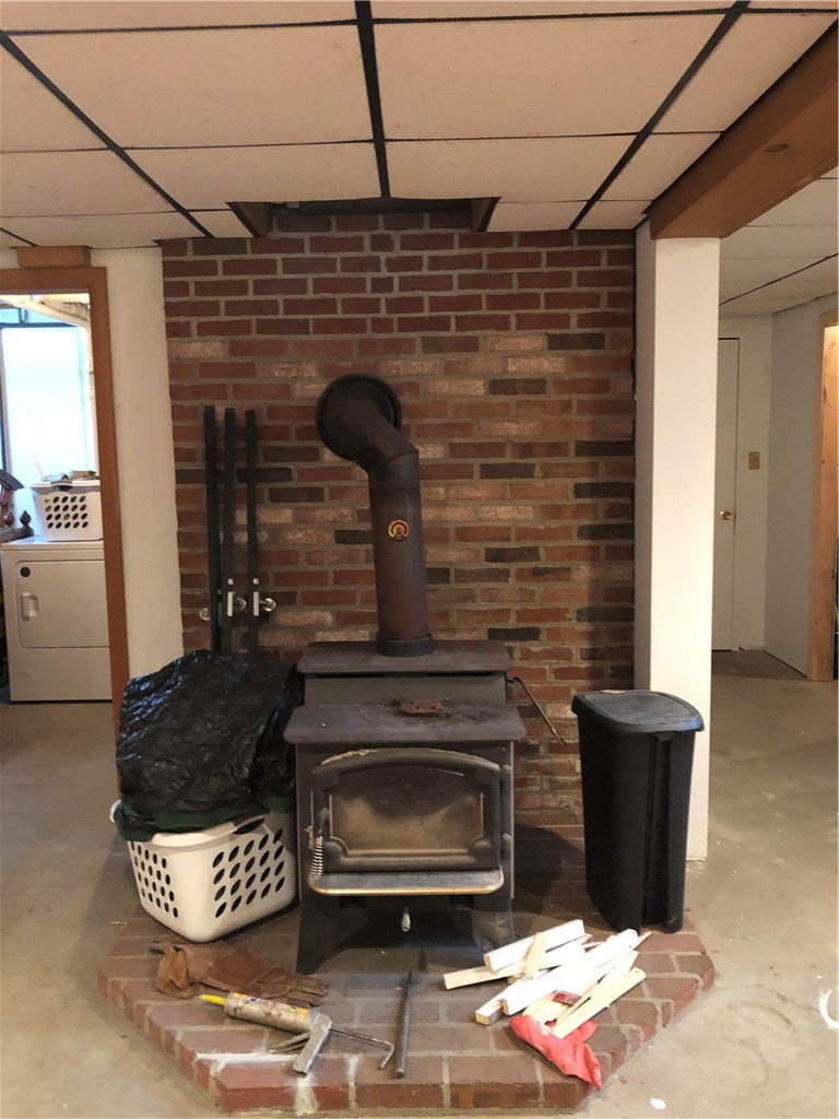 75 Sharon Street Cranston, RI 02910 - Photo 29 of 38